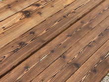Lade das Bild in den Galerie-Viewer, Balken Fichte 95 x 95mm Altholz optik gebrannt