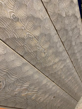 Lade das Bild in den Galerie-Viewer, Fichte gehackt grau (wellig) Wave