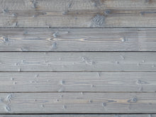 Load image into Gallery viewer, Lärche hell grau geflammt gebrannte 90, 120, 145mm x 18mm