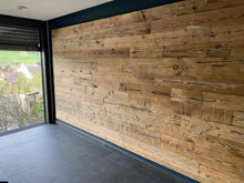 Lade das Bild in den Galerie-Viewer, Altholz Fichte gehackte Bretter Wandverkleidung Fixbreiten schlichter