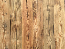 Lade das Bild in den Galerie-Viewer, Altholz Fichte gehackte Bretter Wandverkleidung Fixbreiten schlichter