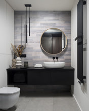 Lade das Bild in den Galerie-Viewer, Altholz Fichte sonnenverbrannt weiß gestrichen Holz Paneele Wandverkleidung