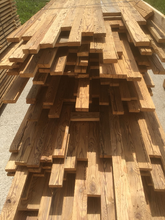 Lade das Bild in den Galerie-Viewer, Altholz Fichte gehackt Fixbreiten bis 20cm breite