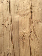Lade das Bild in den Galerie-Viewer, Fichte dunkel rustikal gehackt & gebürstet Nut & Feder
