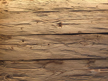Lade das Bild in den Galerie-Viewer, Lärche dunkel rustikal gehackt & gebürstet Nut & Feder