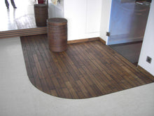 Lade das Bild in den Galerie-Viewer, Teak mit Gummifuge