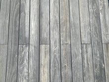 Load image into Gallery viewer, Accoya grey Holzterrassen Diele verdeckt montiert ohne Schrauben
