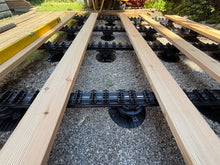 Load image into Gallery viewer, Lärche Riftschnitt 120mm Holzterrassen verdeckt montiert ohne Schrauben
