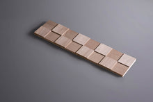 Lade das Bild in den Galerie-Viewer, Eiche glatt 3D Paneele Quadrate Holz Wandverkleidung
